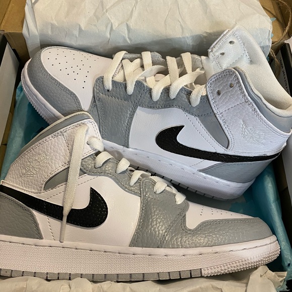 Air Jordan 1 Mid rise - Picture 3 of 5